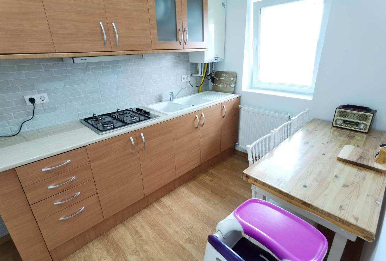 Apartament 2 Camere - Casa Divertis Buzau Ngoại thất bức ảnh