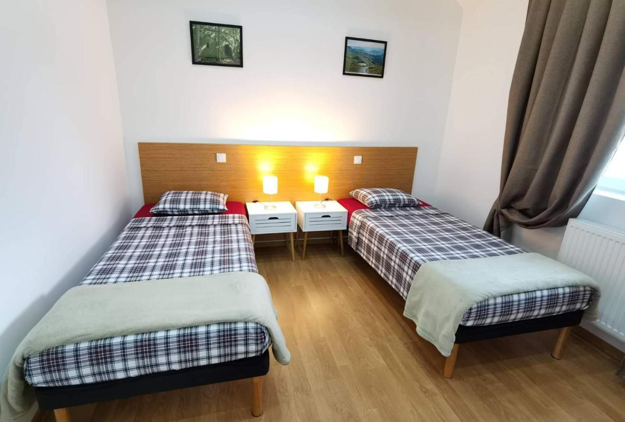 Apartament 2 Camere - Casa Divertis Buzau Ngoại thất bức ảnh