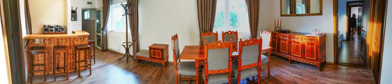 Apartament 2 Camere - Casa Divertis Buzau Ngoại thất bức ảnh
