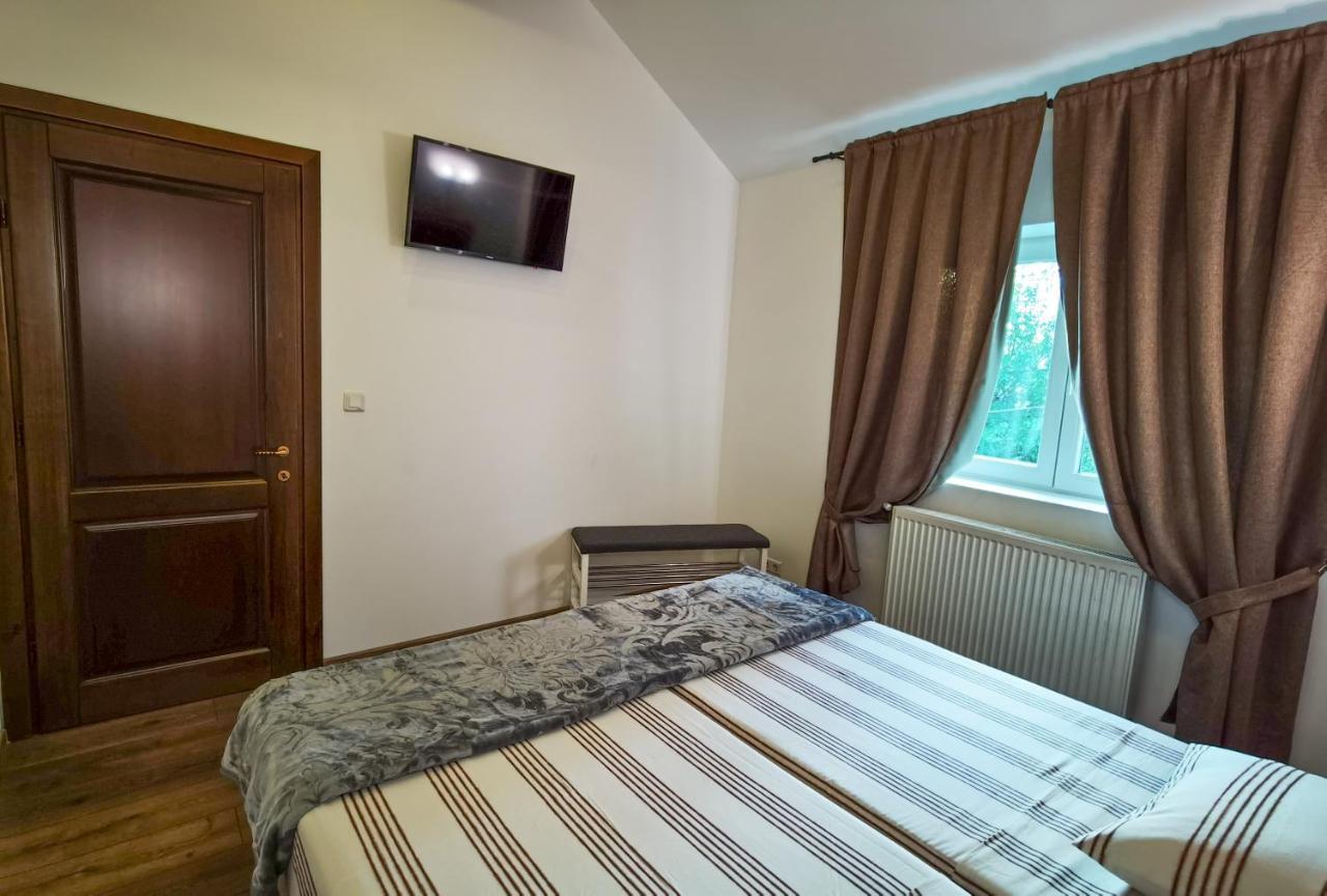 Apartament 2 Camere - Casa Divertis Buzau Ngoại thất bức ảnh